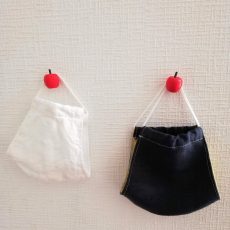 komofのマスクメイクのつき具合調査中